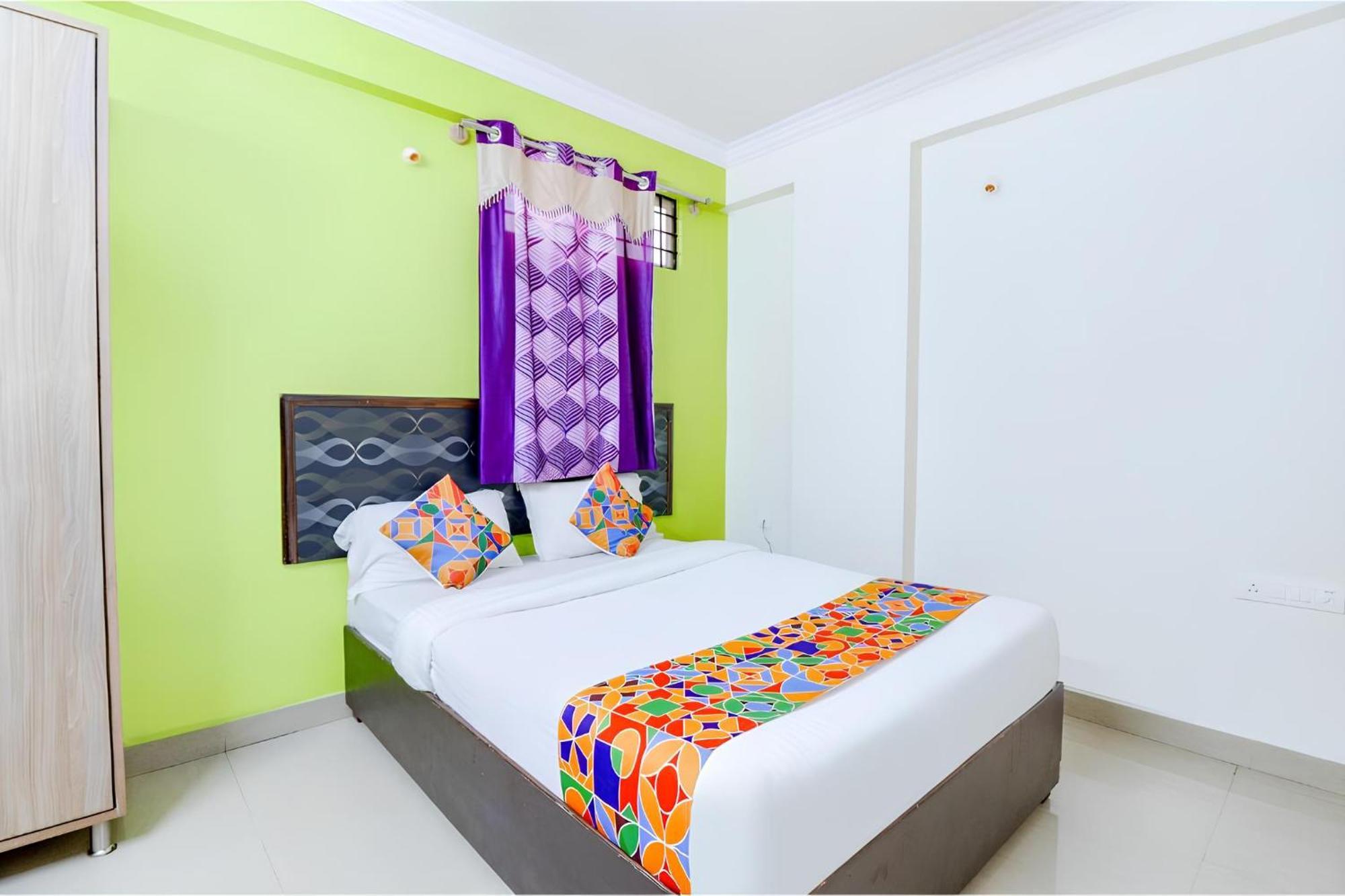 Ivory Pearl Hotell Bangalore Exteriör bild
