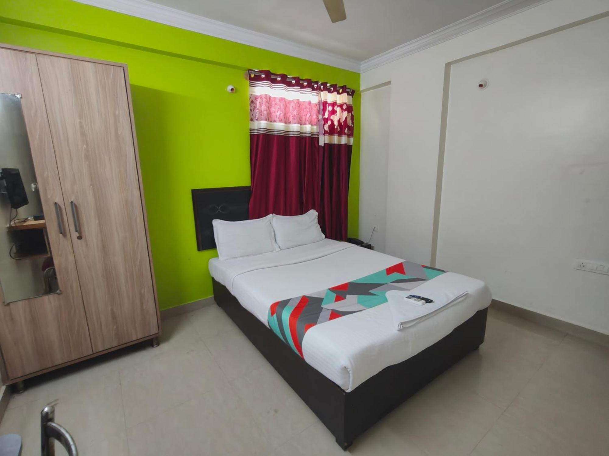 Ivory Pearl Hotell Bangalore Exteriör bild